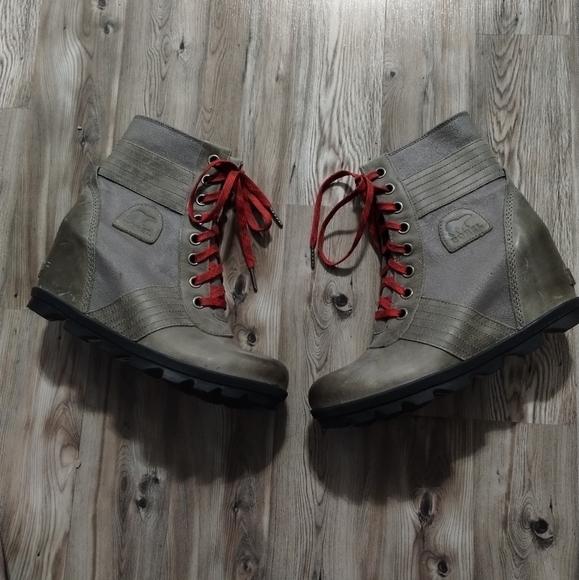 Sorel Lexie Gray Hidden Wedge Lace Up Boots Size 11 NL3046-051 - Picture 1 of 5